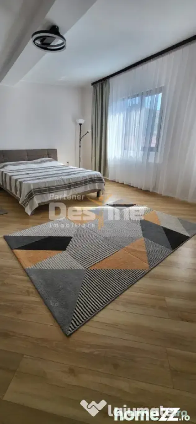 Garsoniera | Mobilata, utilata | Loc de parcare | 480 Euro.