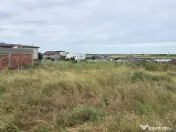 Teren de vanzare in Lazu 