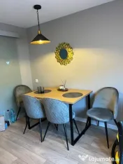 Apartament Cu 2 Camere Semidecomandate Zona George Enescu