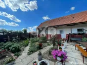 Herneacova – 2.993 mp teren, grădină generoasă și priv 