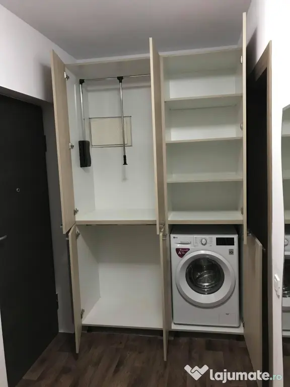 Închiriez garsonieră Lujerului ”21 Residence” cu spații de depozitare generoase.