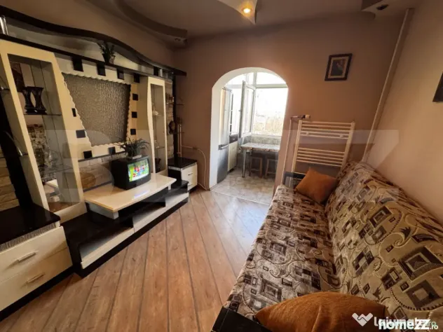 Apartament 2 camere, 48 mp, etaj 3, AC, zona Unitatea Milita - Craiova (Dolj)