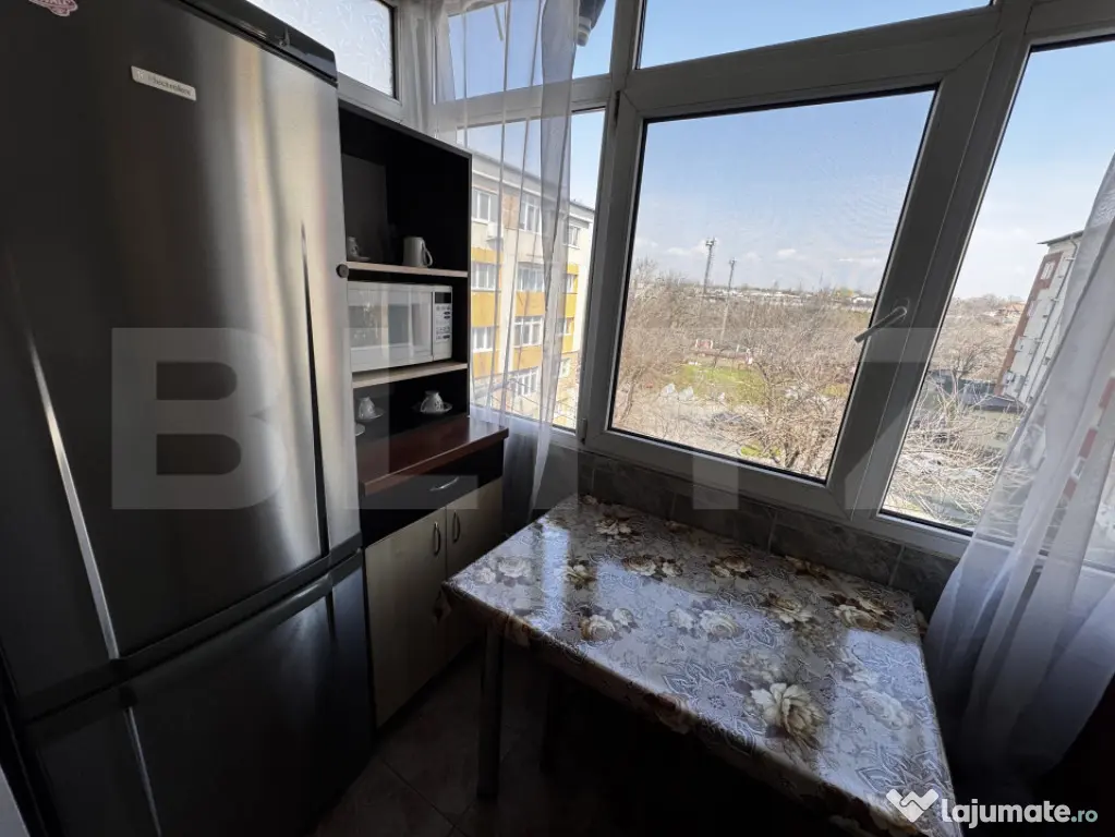 Apartament 2 camere, 48 mp, etaj 3, AC, zona Unitatea Milita