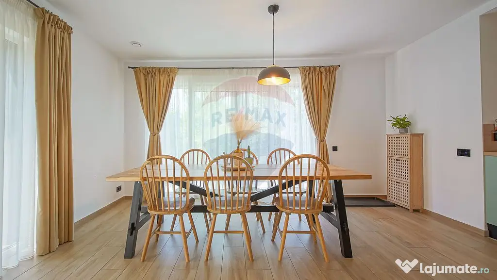 Casă modernă premium de închiriat,4 camere,Curte gener...