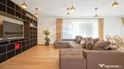 Casă modernă premium de închiriat,4 camere,Curte gener...
