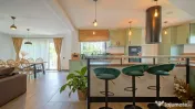 Casă modernă premium de închiriat,4 camere,Curte gener...