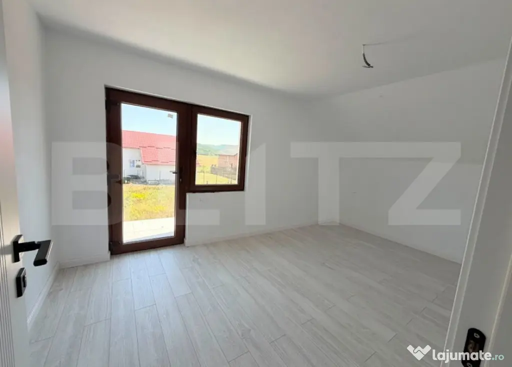 Casă nouă de vânzare - 140 mp