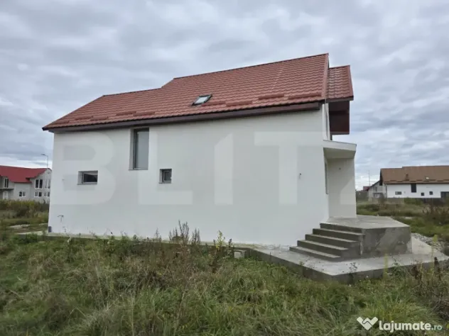 Casă nouă de vânzare - 140 mp