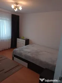Închiriez garsoniera cf1 