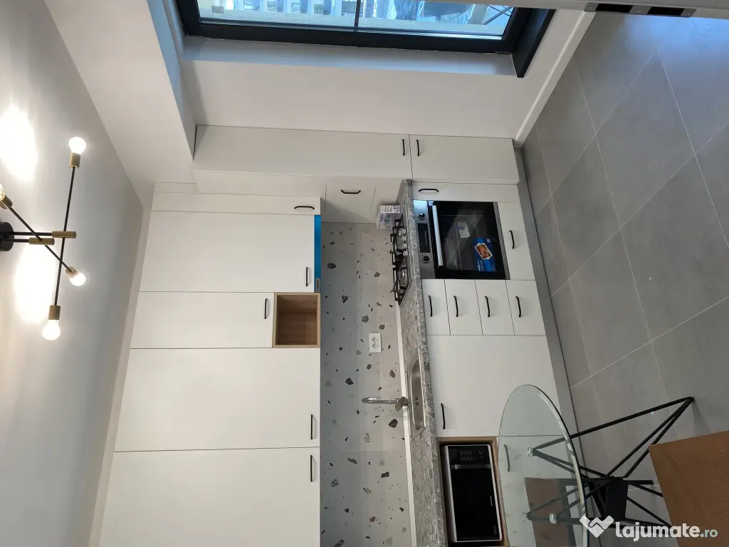 Proprietar garsoniera Exigent Plaza Residence