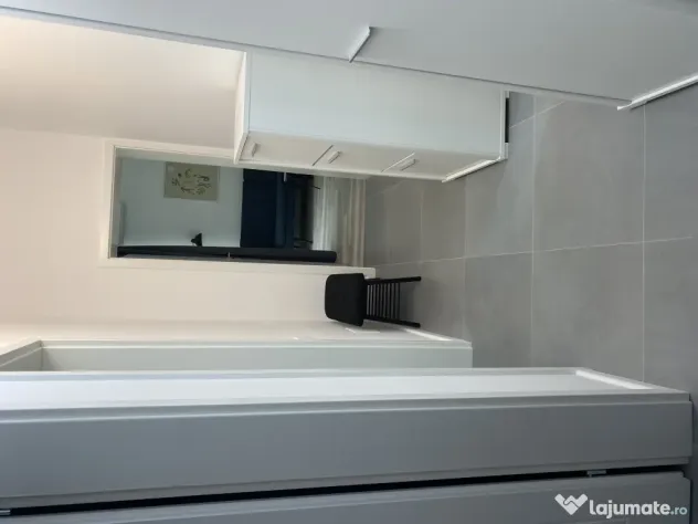 Proprietar garsoniera Exigent Plaza Residence