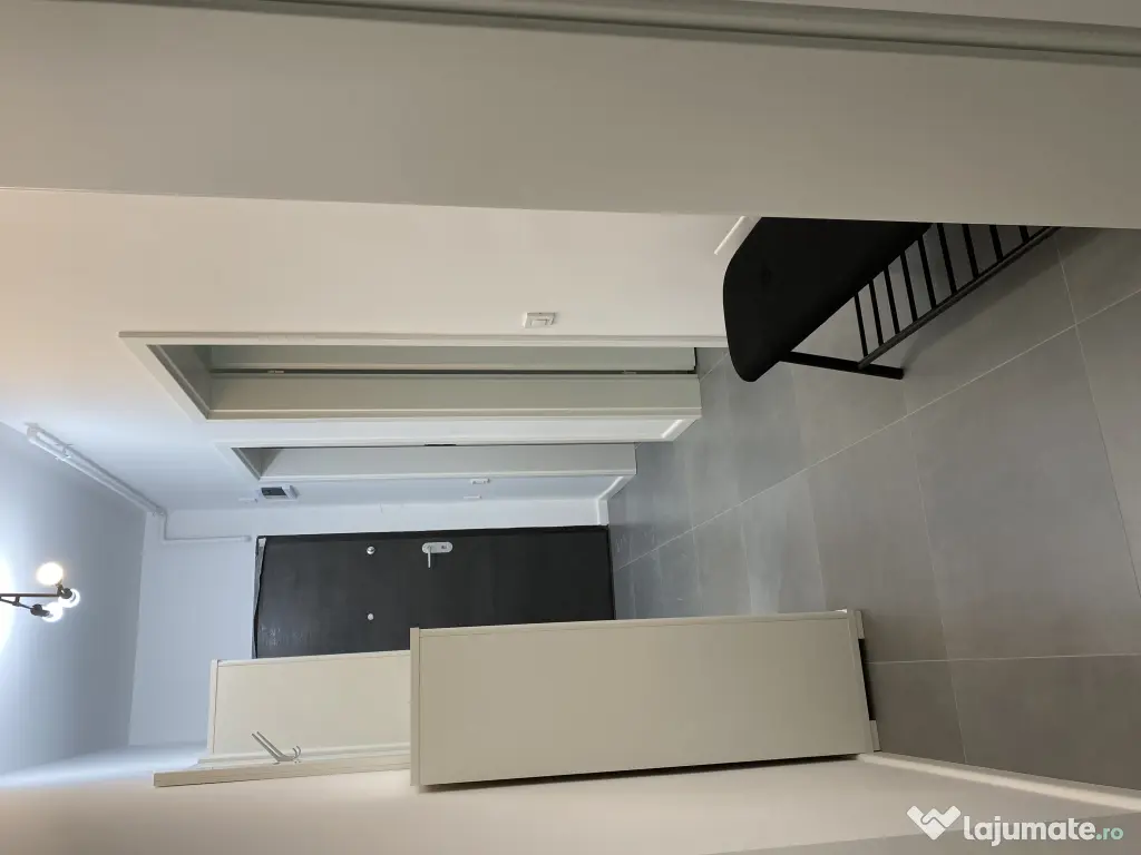 Proprietar garsoniera Exigent Plaza Residence