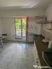 Apartament cu 2 camere de închiriat în zona P-ta Sfanta... 