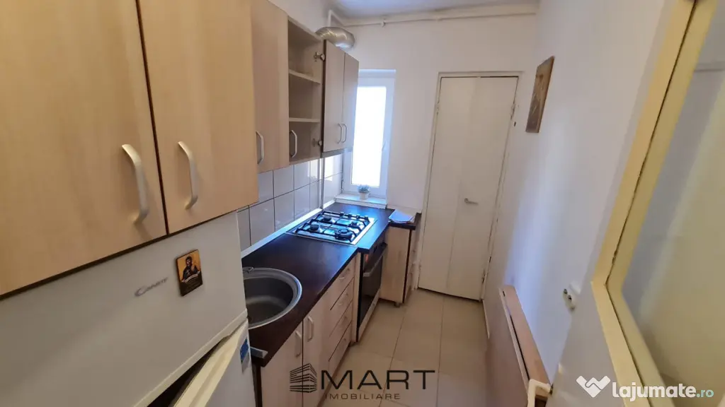 Apartament 2 camere zona Vasile Aaron