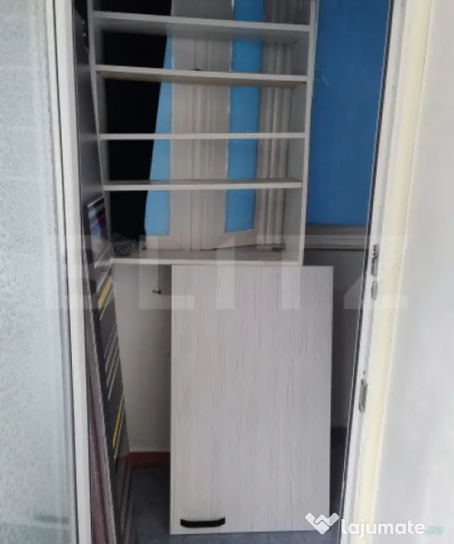 Apartament modern cu 4 camere și living open-space