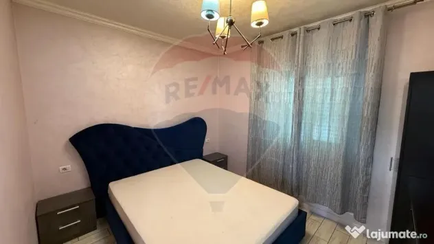 Casă / Vilă cu 5 camere Crâng Vânători