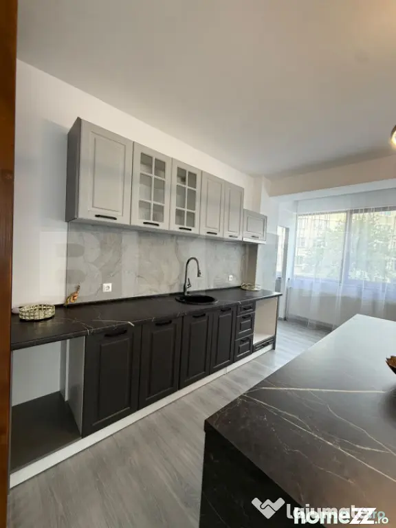 Apartament 2 camere, 87 mp, bloc nou, zona Centrala