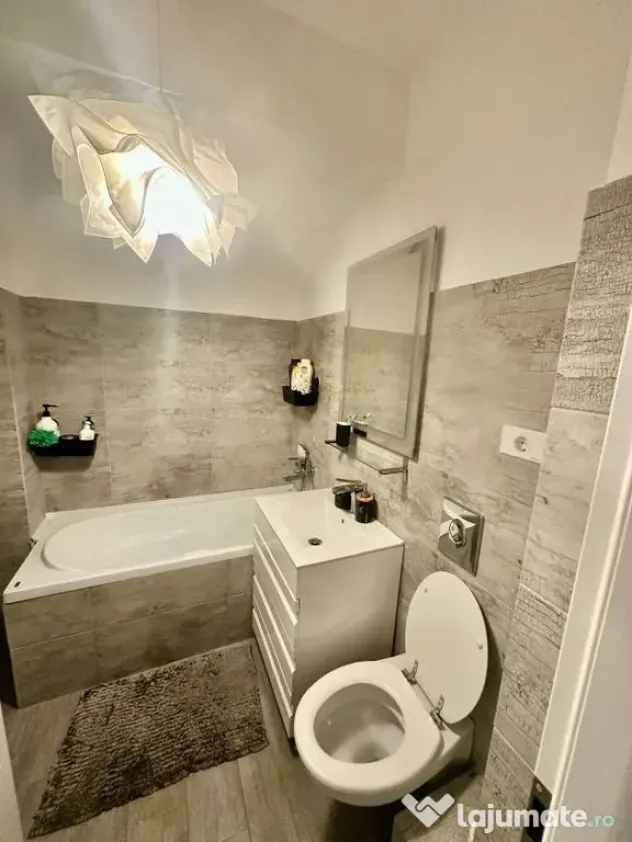 Apartament 2 camere,suprafata generoasa,loc parcare subteran