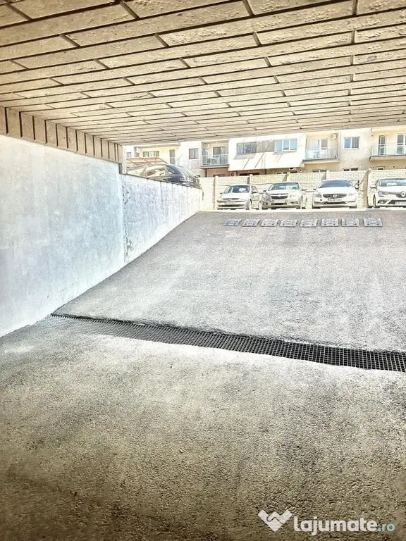 Apartament 2 camere,suprafata generoasa,loc parcare subteran