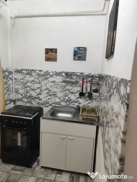 Închiriez apartament cu o camera Metalurgie