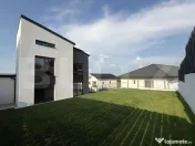 Duplex Premium de vanzare la doar 5 min de mers pana la Meg
