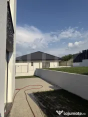 Duplex Premium de vanzare la doar 5 min de mers pana la Meg