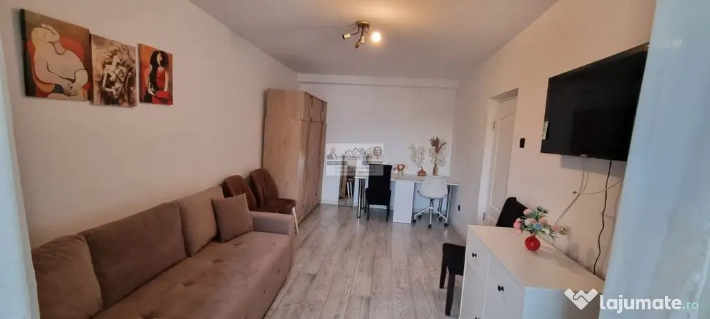Garsonieră primitoare 36 mp | Centru - Vizavi de Poliți...