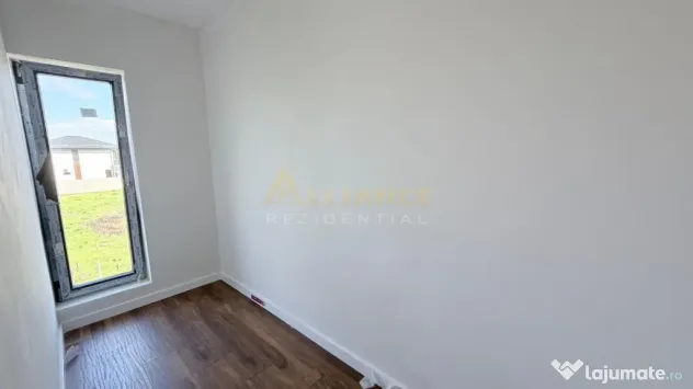 Casa Individuala - 4 camere - 3 bai - 300mp teren