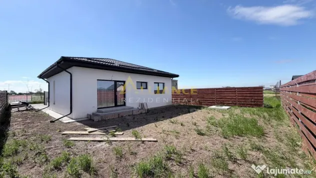 Casa Individuala - 3 camere - 2 bai - 375mp teren