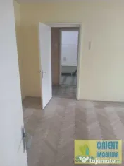 Tomis 2, de vanzare 2 camere, 50mp, centrala gaze 