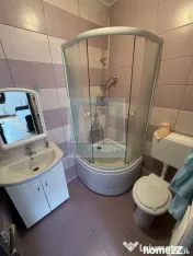 Apartament 3 camere la casa, mobilat/utilat-zona Centrul ...