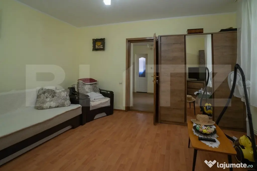 Casă P+1 cu garaj și grădină | La câteva minute de cent