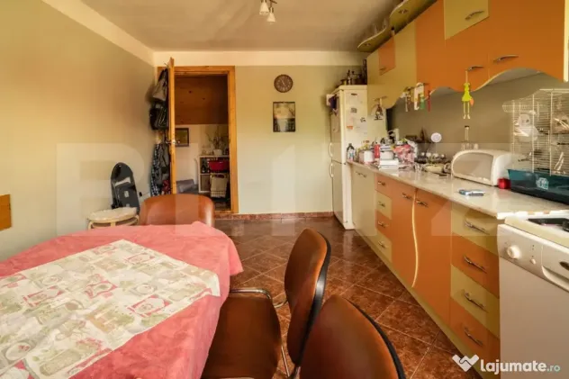 Casă P+1 cu garaj și grădină | La câteva minute de cent