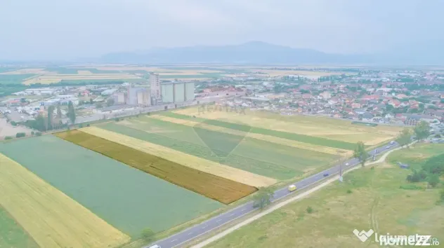 Teren intravilan de vânzare în Codlea, iesirea spre Sibiu