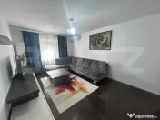 Apartament cu 3 camere, decomandat, centrala si AC, zona Hel 