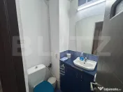 Apartament cu 3 camere, decomandat, centrala si AC, zona Hel 