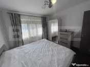 Apartament cu 3 camere, decomandat, centrala si AC, zona Hel 