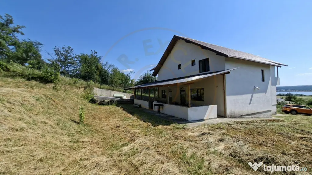 Casă-Pensiune Agroturistica spatioasa P+M Budeasa cu vedere