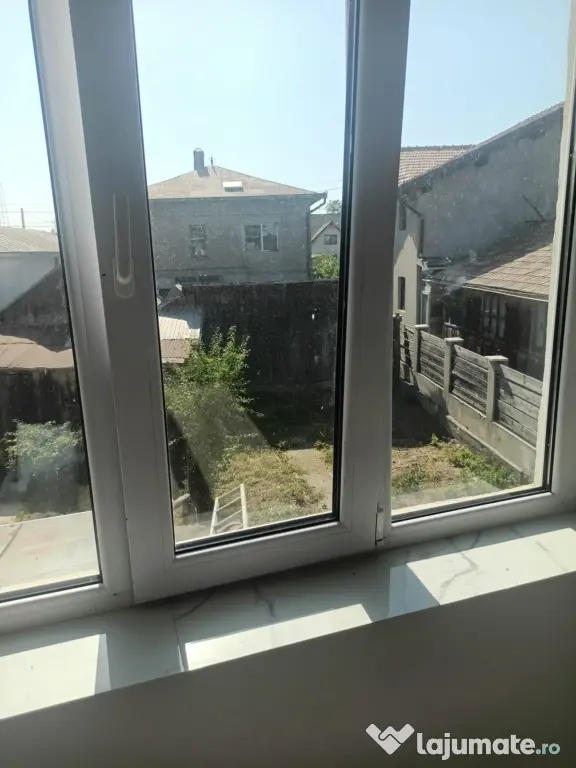 Vând casă la preț de apartment