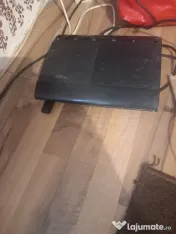 Vând ps 3 plus 4 jocuri in stare buna de functionare
