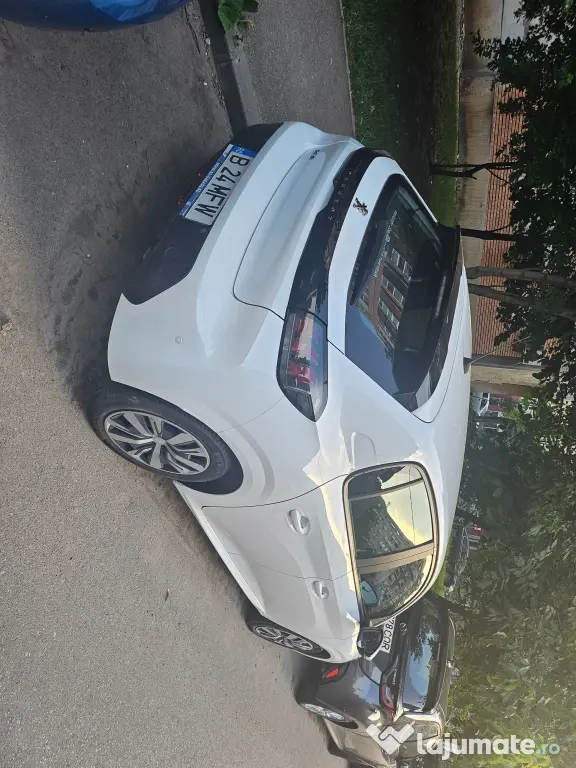 Vand autoturism stare foarte buna