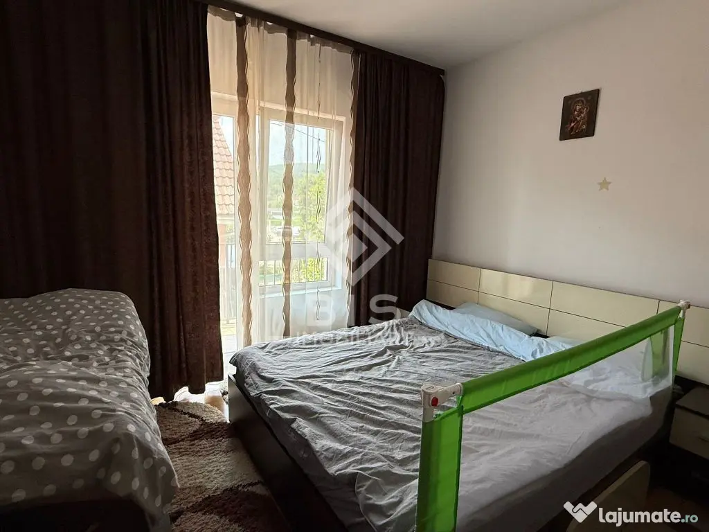 Apartament spațios cu 4 camere, 99 mp utili – George E...