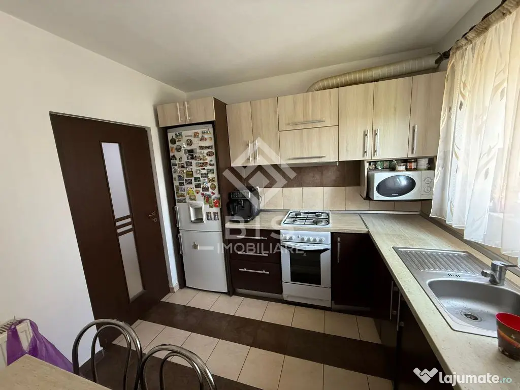 Apartament spațios cu 4 camere, 99 mp utili – George E...
