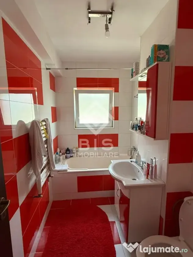 Apartament spațios cu 4 camere, 99 mp utili – George E...