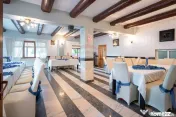 Cabană turistică, 12 camere cu restaurant, bucătărie ...