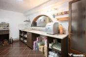 Cabană turistică, 12 camere cu restaurant, bucătărie ...