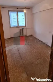 APARTAMENT 3 CAMERE LACUL TEI 