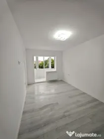 Vand garsoniera Tractoru,renovata lux,69500 Euro