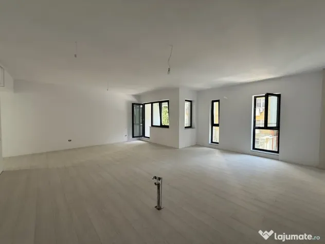 4 camere bloc nou, Zona Nerva Traian, Metrou Timpuri Noi