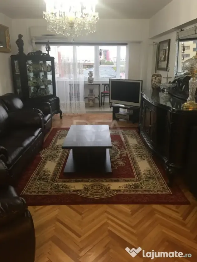 4 Camere | Bd. Unirii - Piața Alba Iulia | 93 mp Utili | De